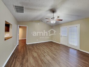 2040 Theodore Dr in Indianapolis, IN - Building Photo - Building Photo