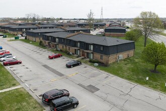 Whispering Oaks in Louisville, KY - Building Photo - Building Photo