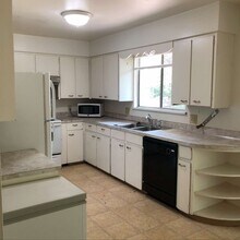 1220 Southridge Dr in Fort Collins, CO - Building Photo - Building Photo