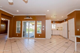 43963 Glenraven Rd in Lancaster, CA - Building Photo - Building Photo