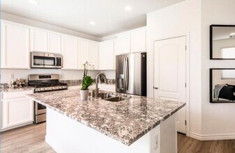 3011 Coveri Ct in Las Vegas, NV - Building Photo - Building Photo