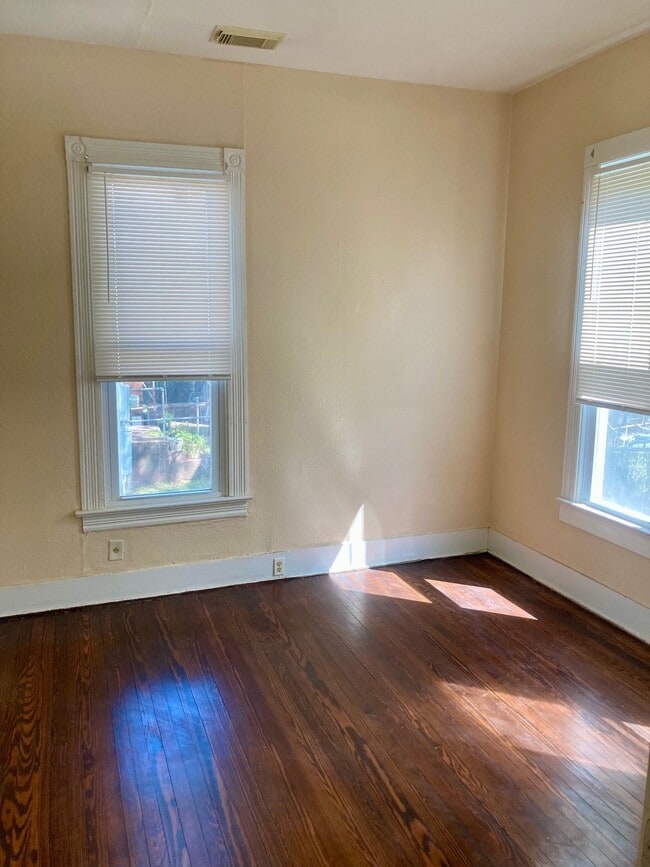 3523 Avenue L in Galveston, TX - Building Photo - Building Photo