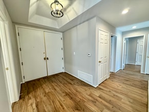 1930 S Beverly Glen Blvd, Unit 101 in Los Angeles, CA - Building Photo - Building Photo