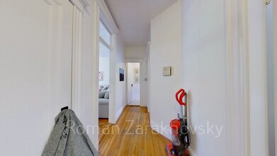 2 Ayr Rd, Unit 4 in Boston, MA - Building Photo - Building Photo