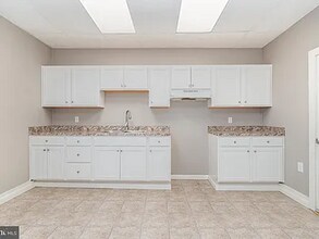 323 Market St in Newport, PA - Building Photo - Building Photo