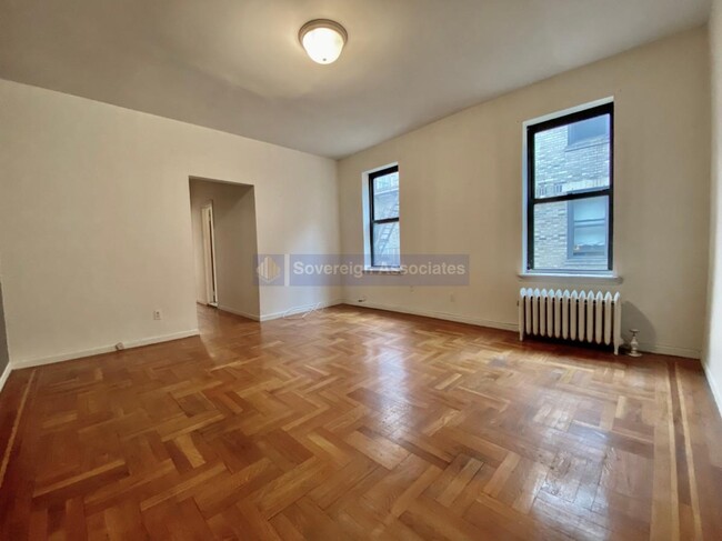 property at 590 Fort Washington Ave