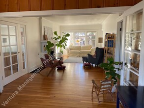320 S F St in Oxnard, CA - Foto de edificio - Building Photo