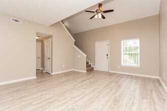 4904 Ottenville Ave in Nashville, TN - Building Photo - Building Photo