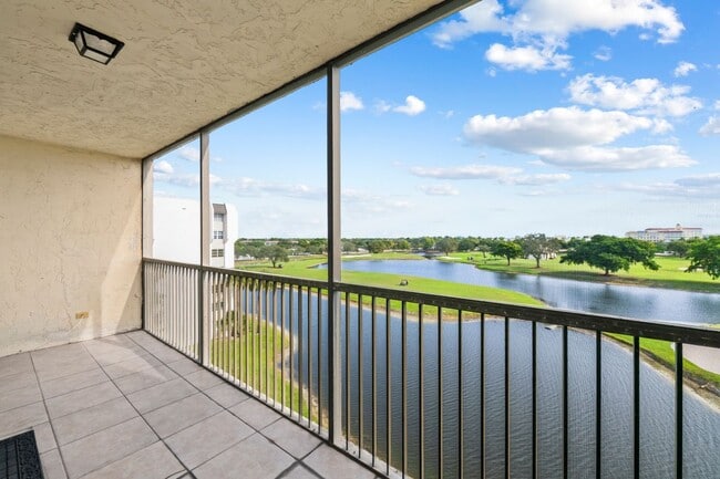 property at 3150 W Rolling Hills Cir