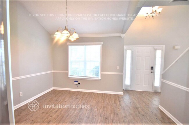 2342 Glencairn Ln SW in Marietta, GA - Building Photo - Building Photo