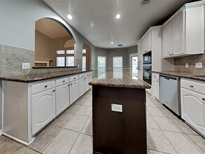 16539 Mesa Point Dr in Houston, TX - Building Photo - Building Photo