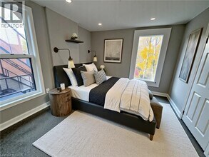 201 James St S in Hamilton, ON - Building Photo - Building Photo