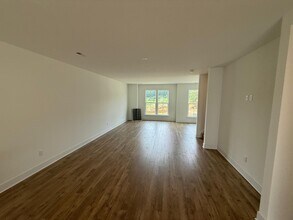 15380 Oasis Sun Wy in Midlothian, VA - Building Photo - Building Photo