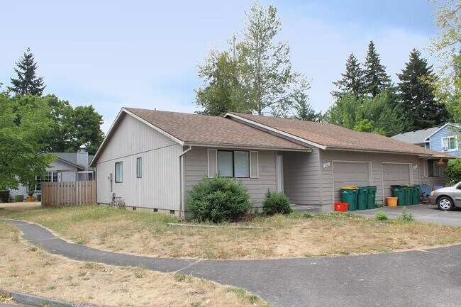 property at 804-804 SW 29th Way