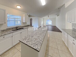 5301 Sunset Canyon Dr in Kissimmee, FL - Building Photo - Building Photo