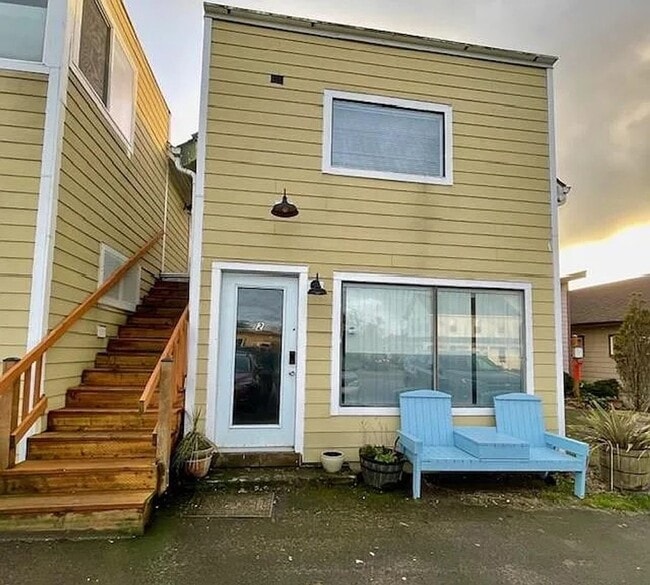 property at 1410 Bay Ave