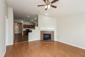 13910 Maleewan Ln in Sugar Land, TX - Building Photo - Building Photo