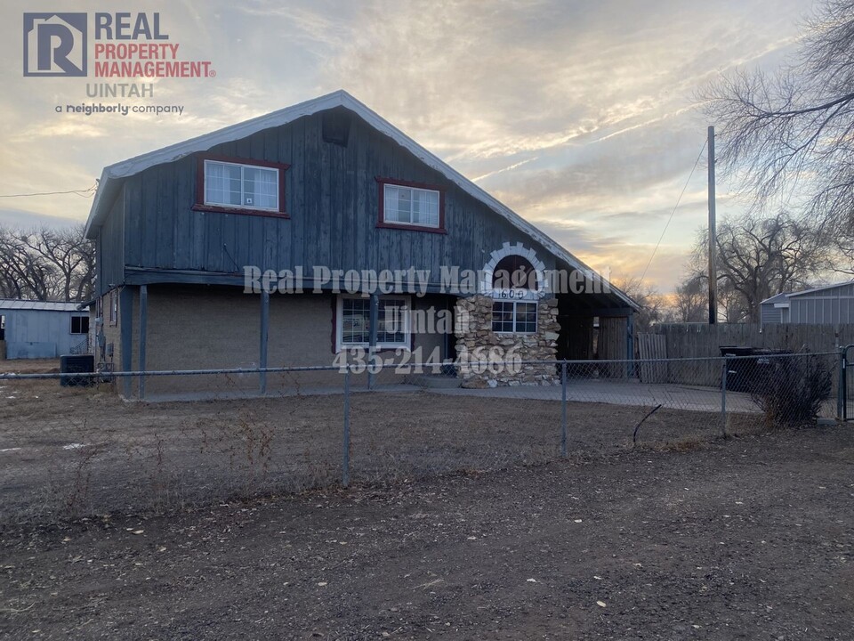 600 N N Cres Rd in Roosevelt, UT - Building Photo