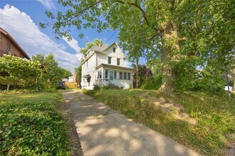 1112 College Ave in Niagara Falls, NY - Building Photo - Building Photo