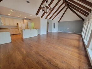 210 Rio Grande Dr in Mission, TX - Building Photo - Building Photo