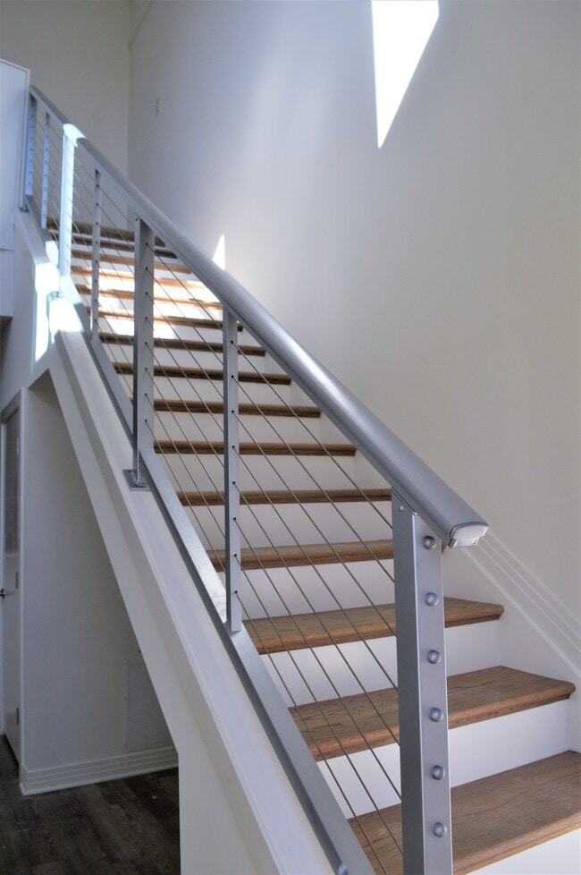 The Lofts at Meadowcreek in Charlottesville, VA - Building Photo - Building Photo