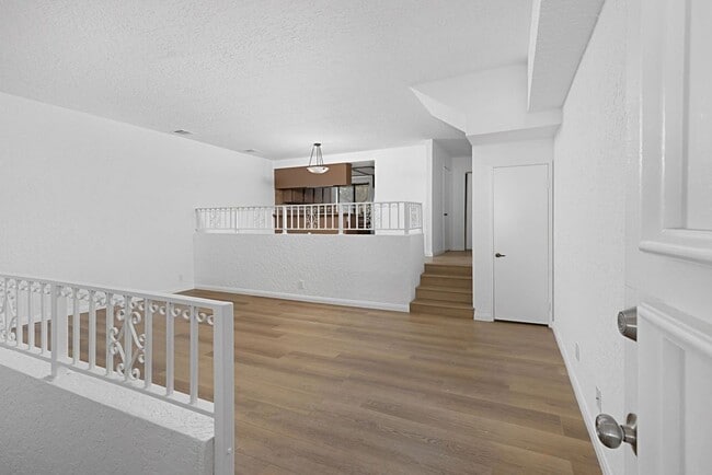 697 E California Blvd in Pasadena, CA - Building Photo - Building Photo