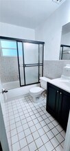 1802 N 22nd Ave in Hollywood, FL - Building Photo - Building Photo