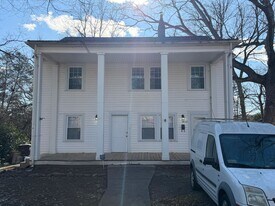820 Wood St in Statesville, NC - Building Photo
