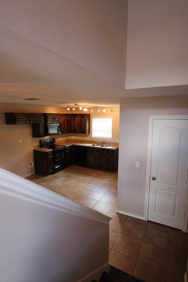 18007 Loring Ln in Lindale, TX - Building Photo - Building Photo