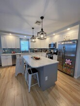 512 E Penn St in Long Beach, NY - Building Photo - Building Photo