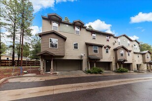 2502 W Washburn Ct in Flagstaff, AZ - Building Photo