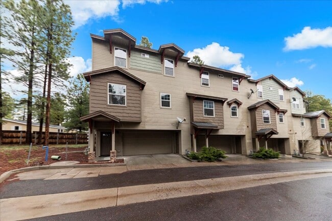 property at 2502 W Washburn Ct
