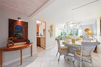 1085 Forest Lakes Dr in Naples, FL - Foto de edificio - Building Photo