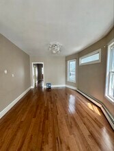 390 Fairmount Ave in Jersey City, NJ - Building Photo - Building Photo