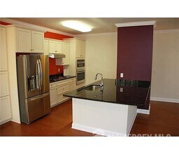 204 Downey Ln in Monmouth Junction, NJ - Building Photo - Building Photo