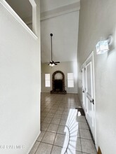 10957 Joe Dimaggio Cir in El Paso, TX - Foto de edificio - Building Photo