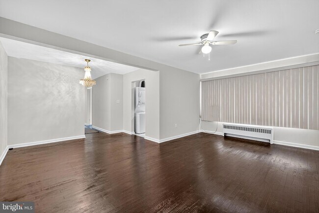 property at 2321 Altamont Pl SE