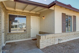 6353 W Mission Ln in Glendale, AZ - Building Photo - Building Photo