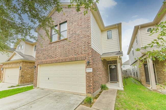 property at 6643 Sharpstone Creek Ln