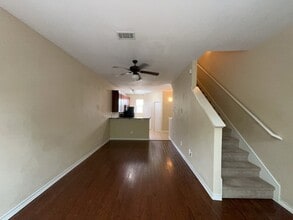 902 E Glenn Crossett St in Arlington, TX - Building Photo - Building Photo