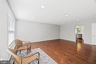 8837 Hawthorne Ct in Ellicott City, MD - Building Photo - Building Photo