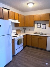 Valleyside Townhomes in Willmar, MN - Building Photo - Building Photo