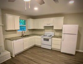 628 Marion Dr N in Woodville, TX - Building Photo