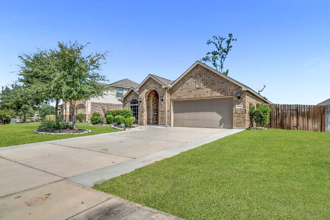 property at 18739 Laurel Hills Dr