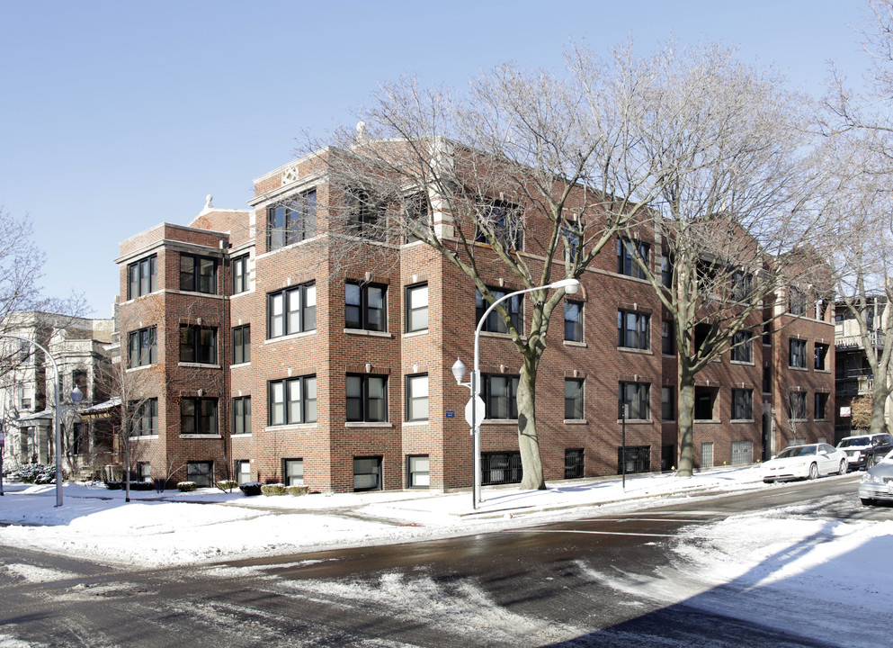 1300 W Eddy St in Chicago, IL - Foto de edificio