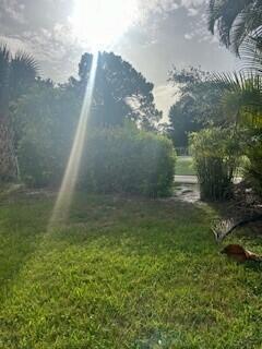 9197 SE Deerberry Pl in Tequesta, FL - Building Photo - Building Photo