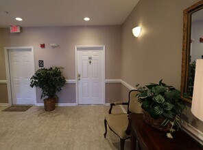 6901 Hanesbrook Cir in Clemmons, NC - Building Photo - Building Photo