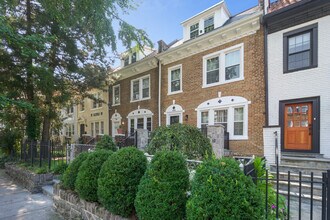 1452 Spring Rd NW in Washington, DC - Building Photo - Building Photo