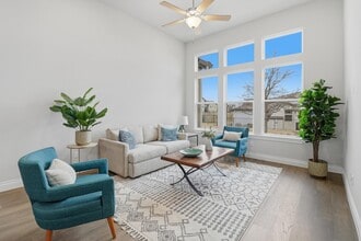 138 Rivalto Dr in Horseshoe Bay, TX - Building Photo - Building Photo