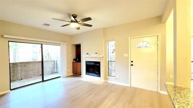 3500 Tangle Brush Dr in The Woodlands, TX - Building Photo - Building Photo